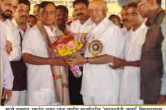 Satakar-of-Ramsheth-Thakur-by-Sushil-kumar-Shinde